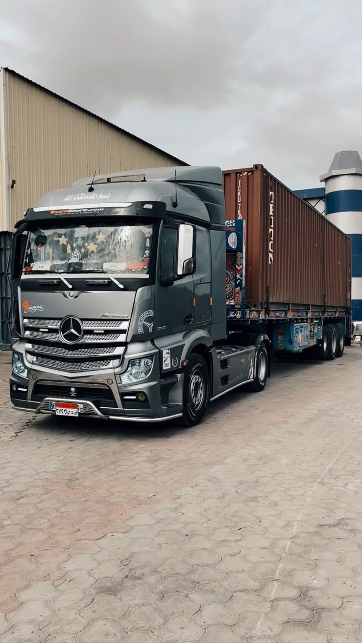 Plastic Chair and tables Manufacturer